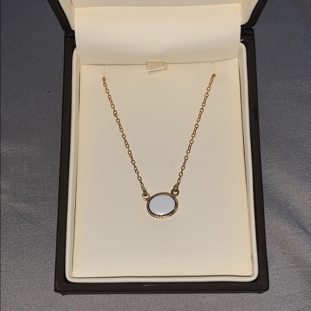 BRAND NEW! White Oval Pendant Necklace